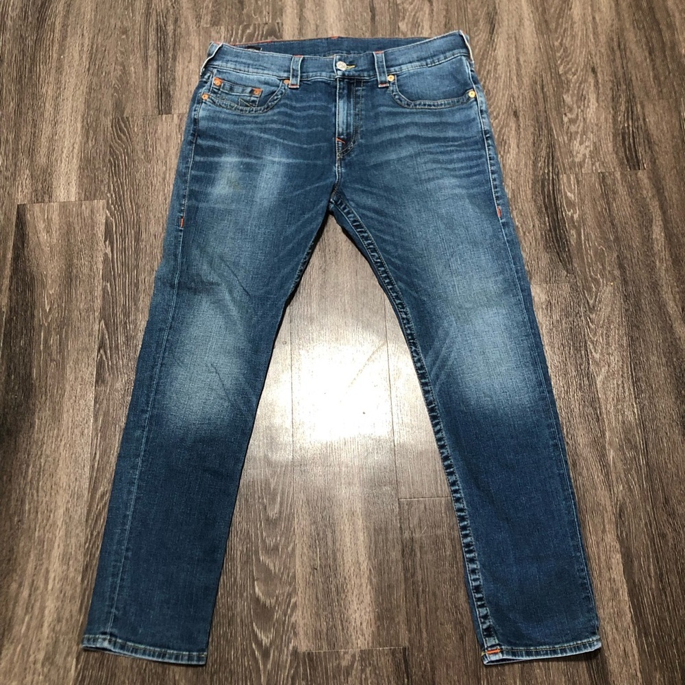 True Religion Rocco Relaxed Skinny Jeans Mens Size 34 Blue Medium Wash Stitch